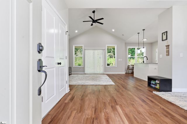 504 Old Stagecoach Road, Easley, SC 29642