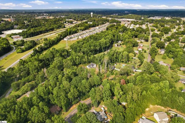 504 Old Stagecoach Road, Easley, SC 29642