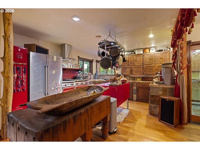 14631 Nw CEDAR St, Portland, OR 97231