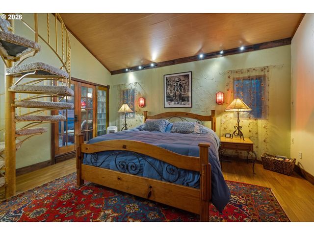 14631 Nw CEDAR St, Portland, OR 97231