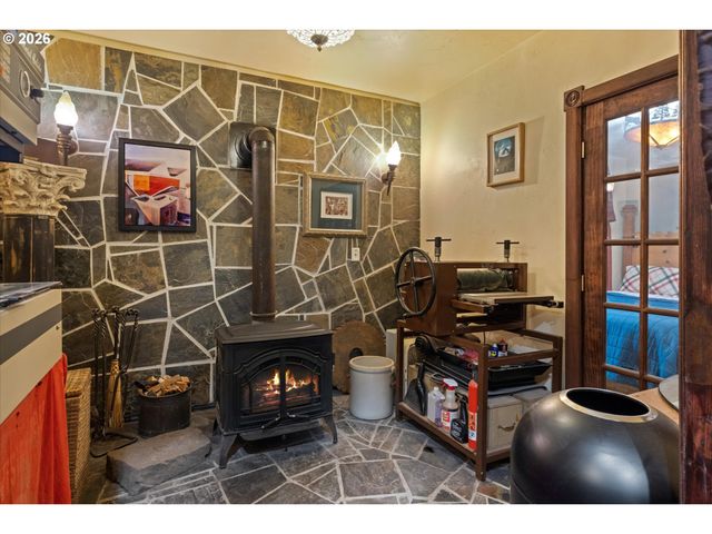 14631 Nw CEDAR St, Portland, OR 97231
