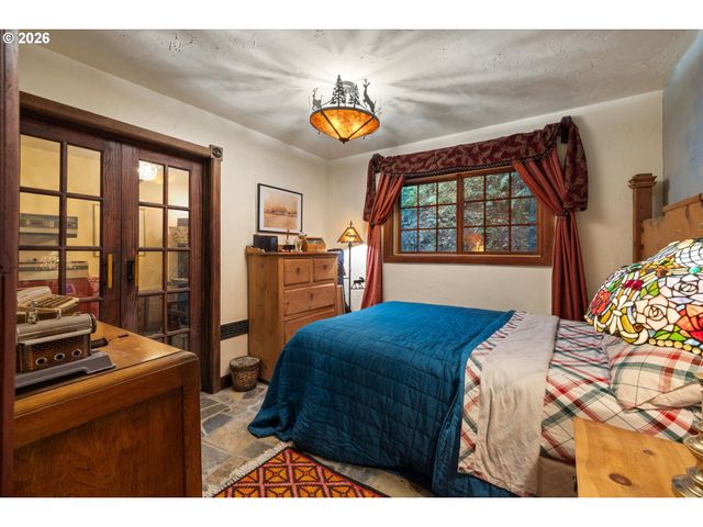 14631 Nw CEDAR St, Portland, OR 97231