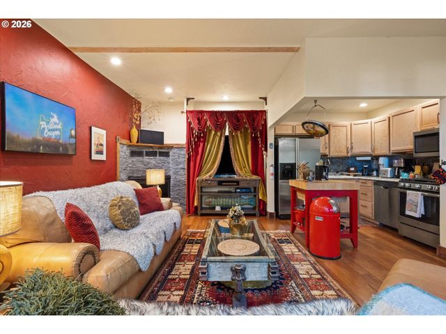 14631 Nw CEDAR St, Portland, OR 97231