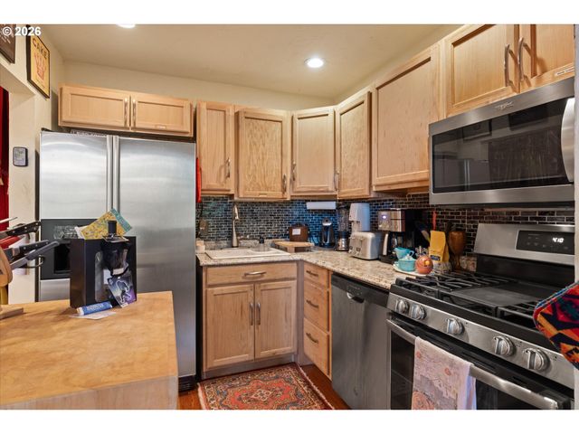 14631 Nw CEDAR St, Portland, OR 97231