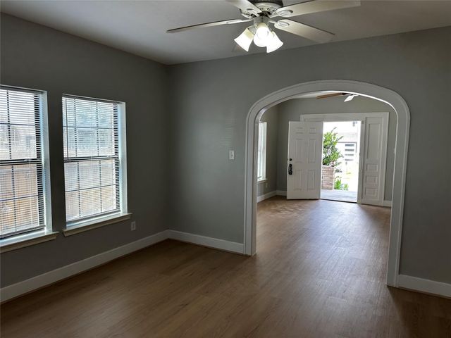 2910 Wichita Street, Houston, TX 77004