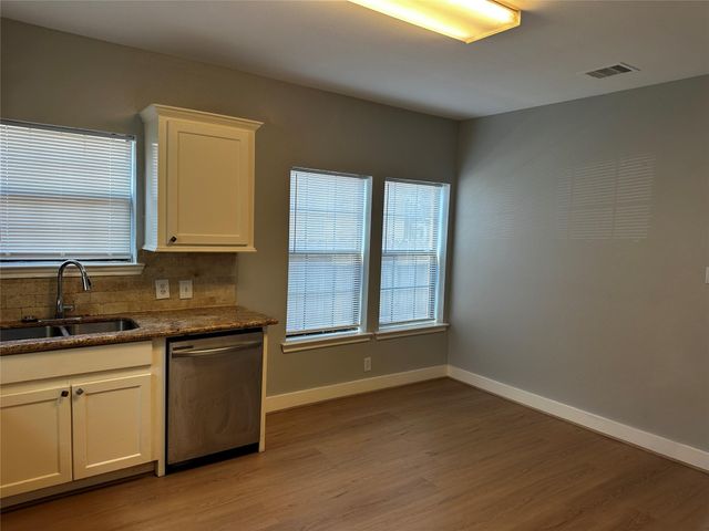 2910 Wichita Street, Houston, TX 77004