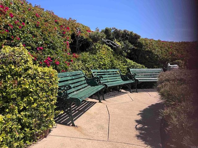 6610 Easy Street, Carlsbad, CA 92011