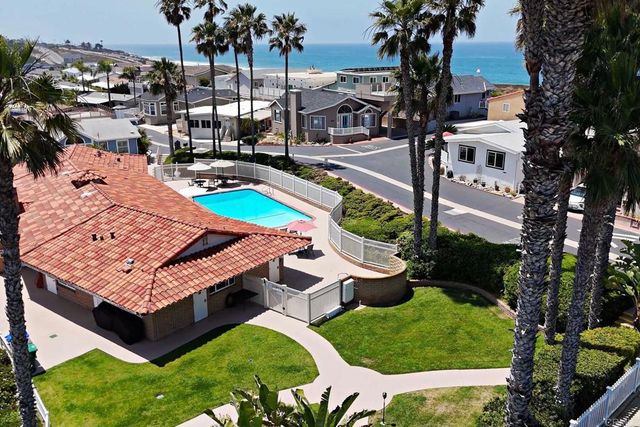 6610 Easy Street, Carlsbad, CA 92011