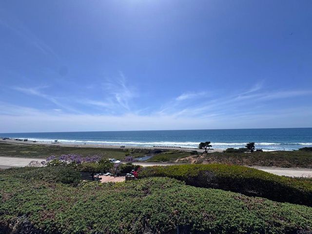 6610 Easy Street, Carlsbad, CA 92011