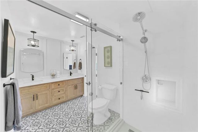 16397 Wimbledon Lane, Huntington Beach, CA 92649