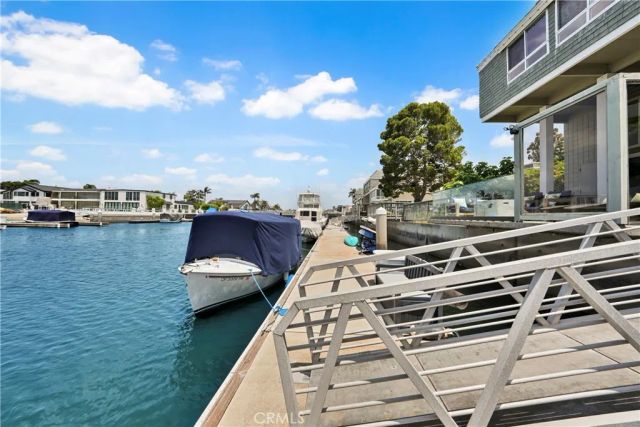 16397 Wimbledon Lane, Huntington Beach, CA 92649