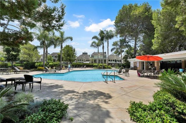 16397 Wimbledon Lane, Huntington Beach, CA 92649