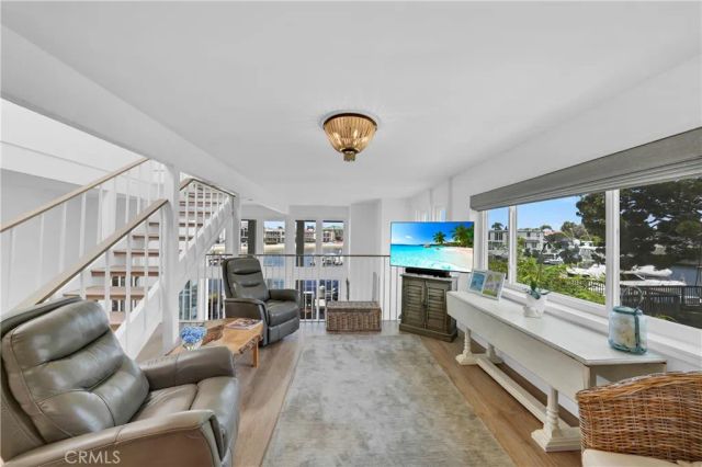 16397 Wimbledon Lane, Huntington Beach, CA 92649