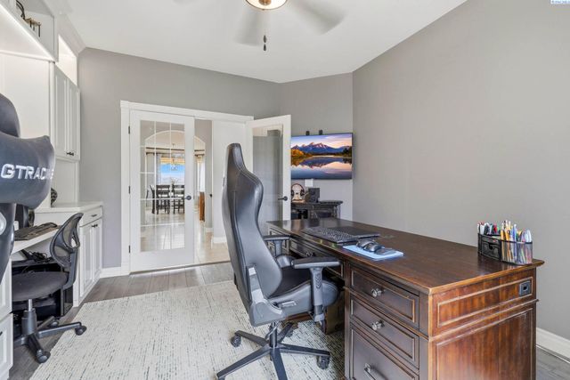 201 Center Blvd, Richland, WA 99352