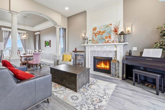 201 Center Blvd, Richland, WA 99352