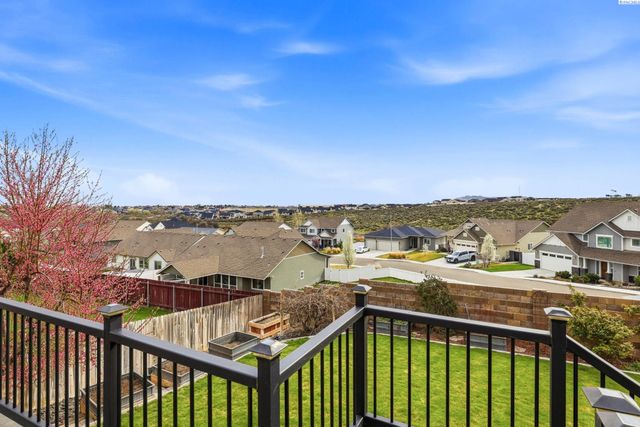 201 Center Blvd, Richland, WA 99352