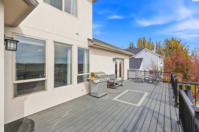 201 Center Blvd, Richland, WA 99352