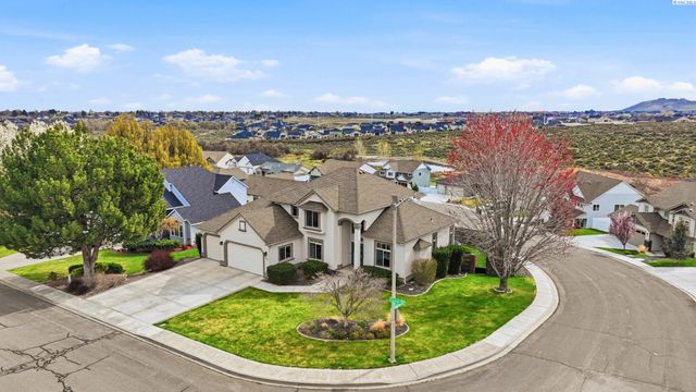 201 Center Blvd, Richland, WA 99352