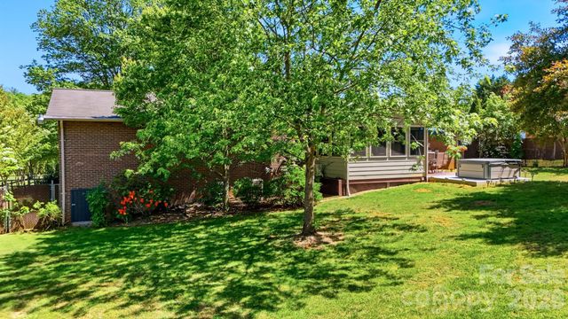 513 Bost Road, Morganton, NC 28655