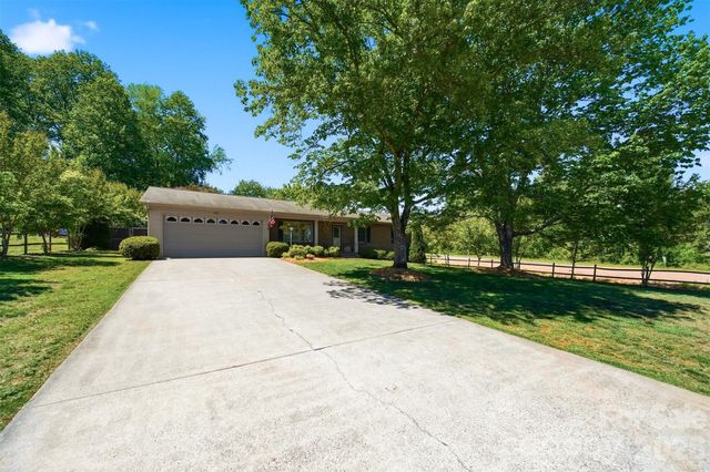 513 Bost Road, Morganton, NC 28655