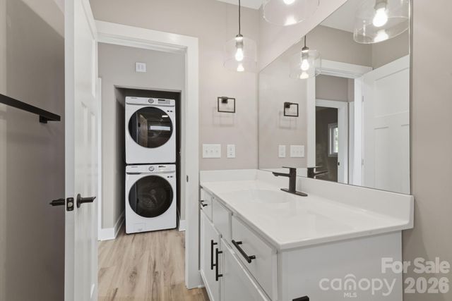 207 Hanover Street, Asheville, NC 28806