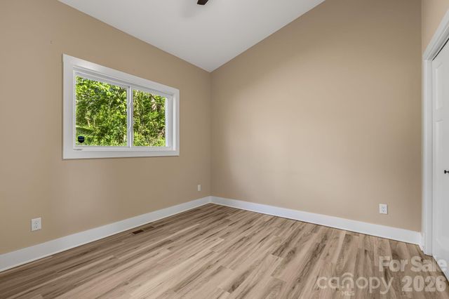 207 Hanover Street, Asheville, NC 28806