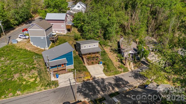 207 Hanover Street, Asheville, NC 28806