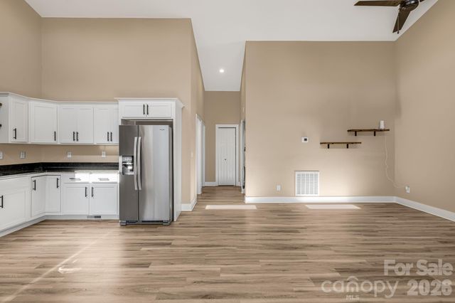 207 Hanover Street, Asheville, NC 28806
