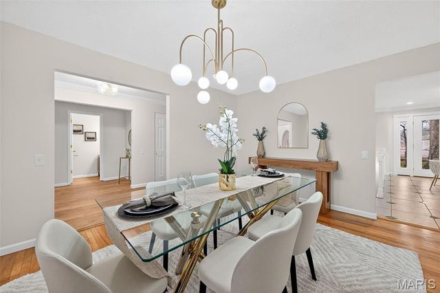 805 Phaeton Drive, Manchester, MO 63021