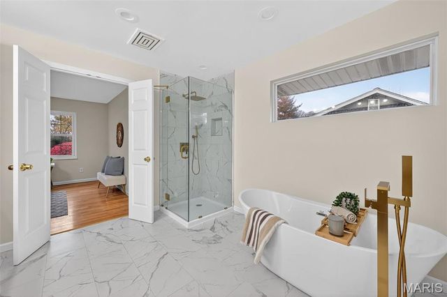 805 Phaeton Drive, Manchester, MO 63021