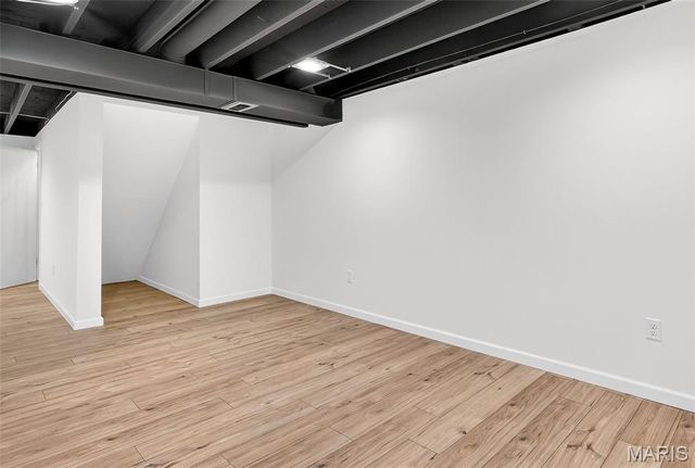 805 Phaeton Drive, Manchester, MO 63021