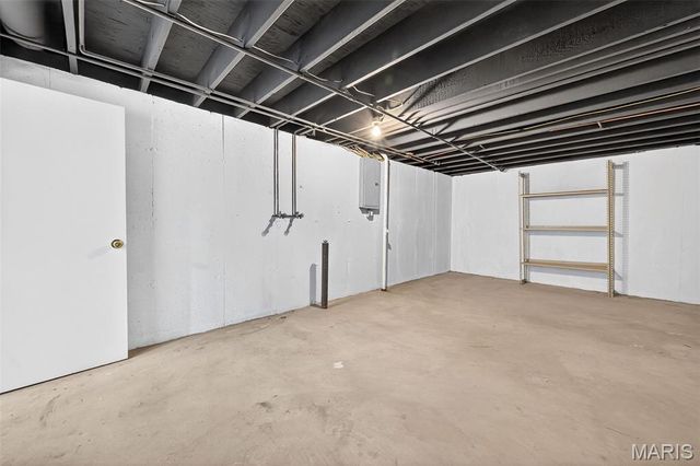 805 Phaeton Drive, Manchester, MO 63021