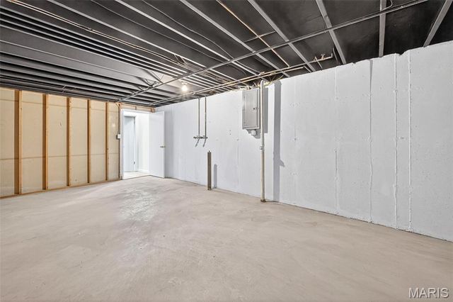 805 Phaeton Drive, Manchester, MO 63021