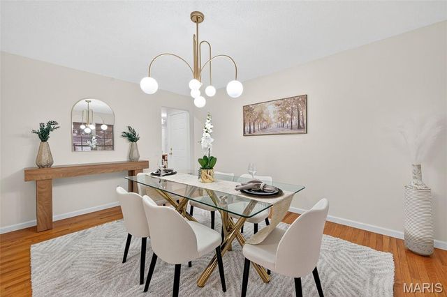 805 Phaeton Drive, Manchester, MO 63021