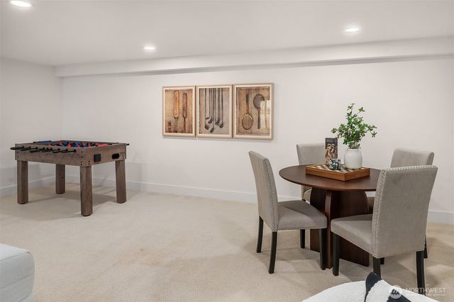 15605 SE 8th Street, Bellevue, WA 98008