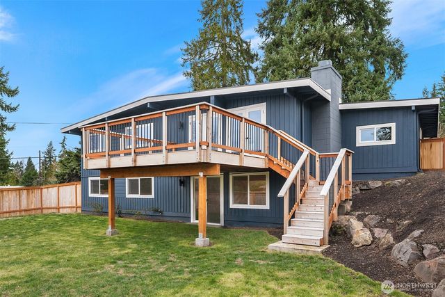 15605 SE 8th Street, Bellevue, WA 98008