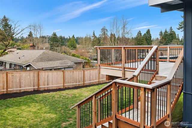 15605 SE 8th Street, Bellevue, WA 98008