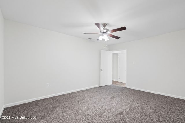 2793 Ashbriar Drive, Horn Lake, MS 38637