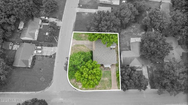 2793 Ashbriar Drive, Horn Lake, MS 38637
