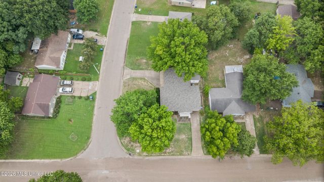 2793 Ashbriar Drive, Horn Lake, MS 38637