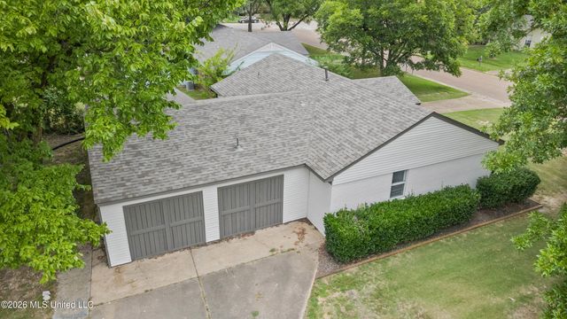 2793 Ashbriar Drive, Horn Lake, MS 38637