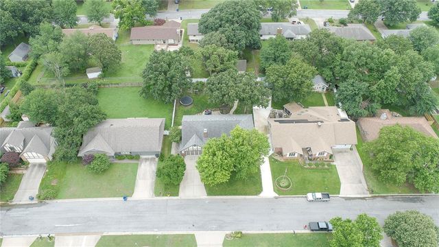 3502 Hackberry Lane, Joplin, MO 64801