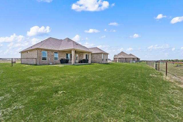 168 Tres Vista Drive, Decatur, TX 76234