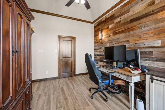 168 Tres Vista Drive, Decatur, TX 76234
