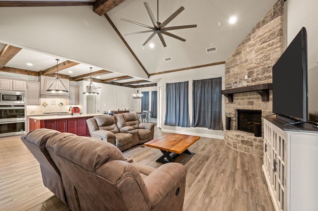 168 Tres Vista Drive, Decatur, TX 76234