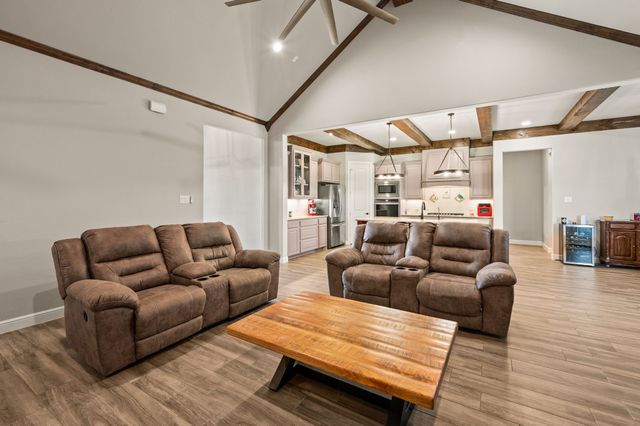 168 Tres Vista Drive, Decatur, TX 76234