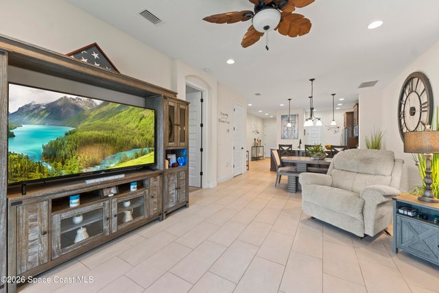 8263 Loren Cove Drive, Melbourne, FL 32940