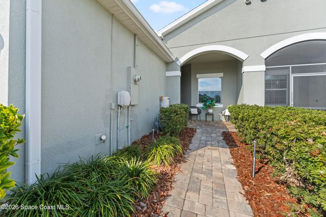 8263 Loren Cove Drive, Melbourne, FL 32940