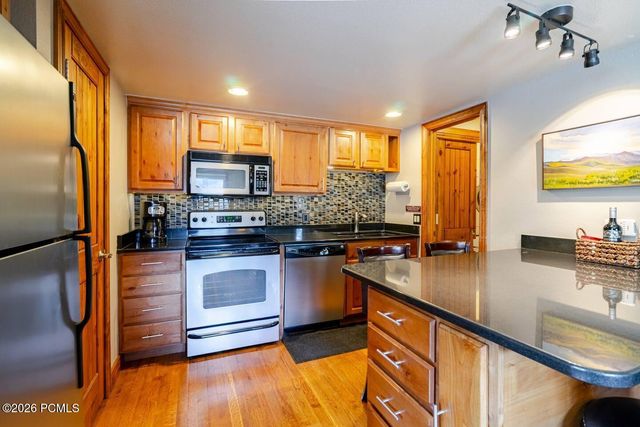 2025 Canyons Resort Drive Apt I8, Park City, UT 84098