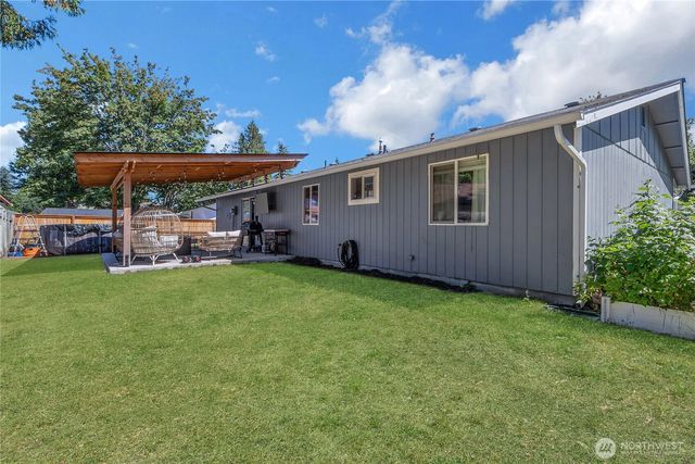 2616 Mt McKinley Court, Puyallup, WA 98374